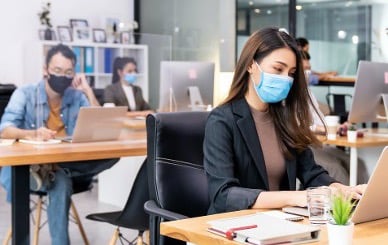 panoramic-group-business-worker-team-wear-protective-face-mask-new-normal-office-with-social-distance-practice-with-hand-sanitiser-alcohol-gel-table-prevent-coronavirus-covid-19-spreading-1-1-1